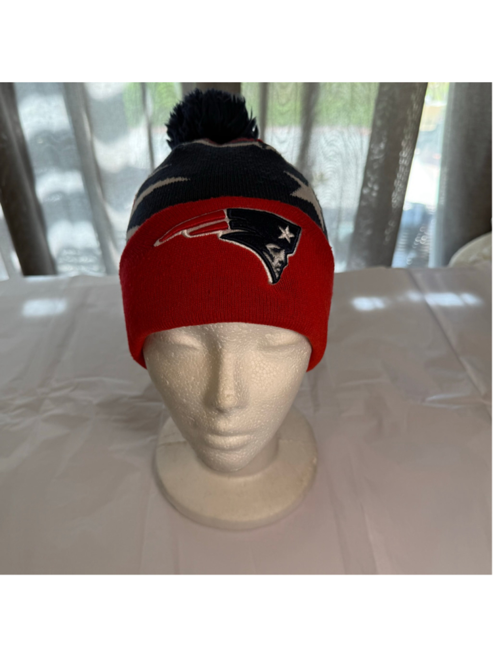 NFL Patriots beanie warm hat blue pompom fold over logo football fans apparel OS